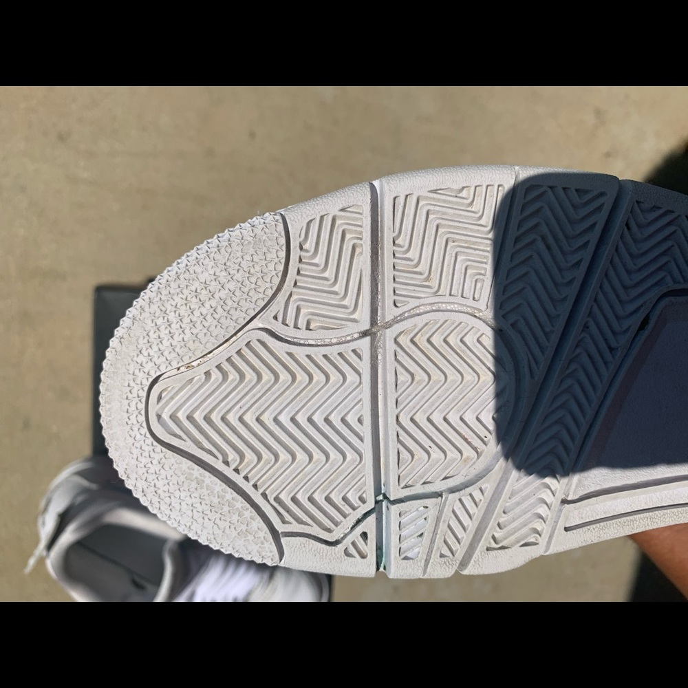 Pure Money 4s - Picture 6 of 6